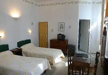 Hotel Du Forum Arles 3*,