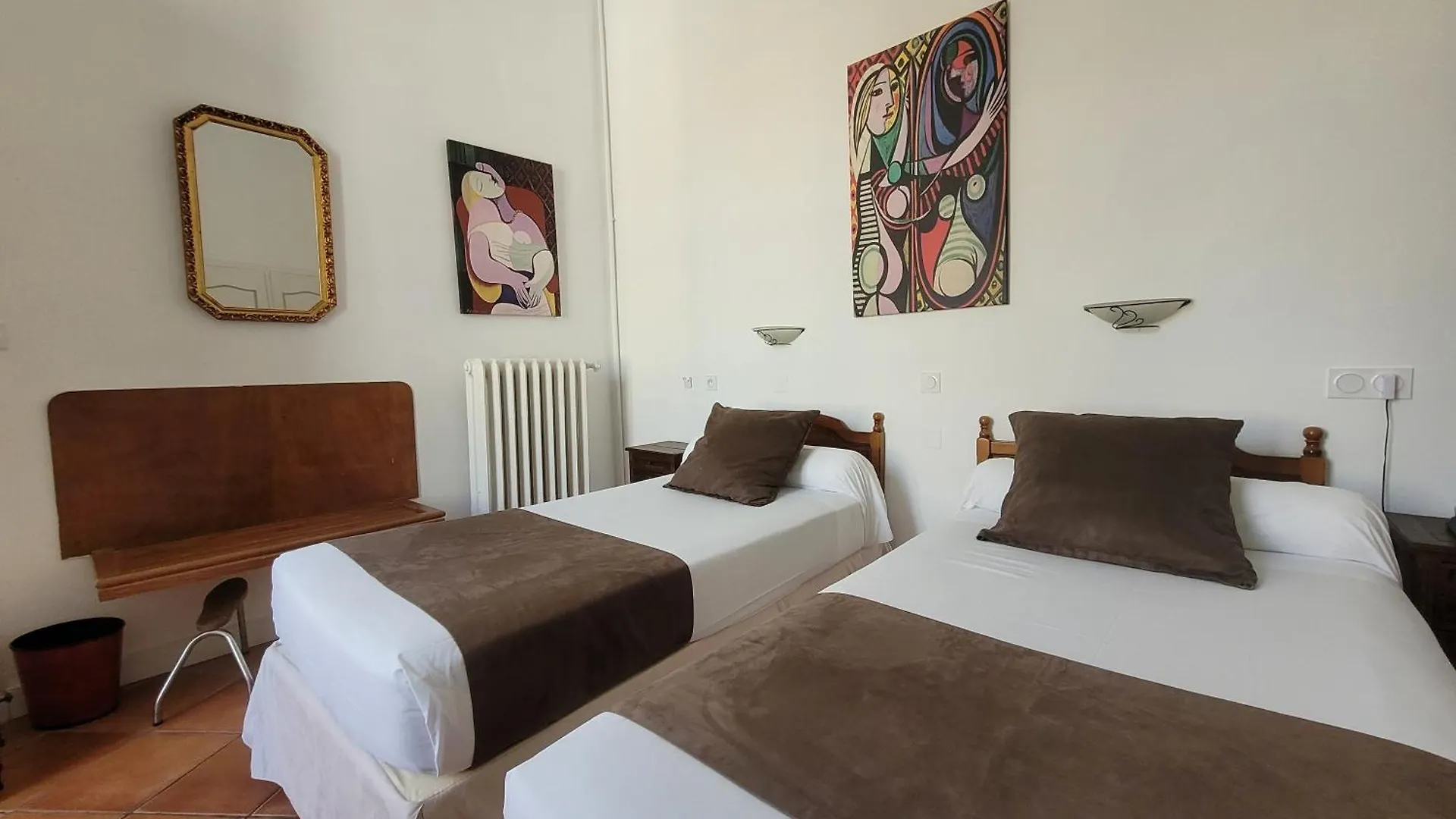 Hotel Du Forum Arles Frankrike